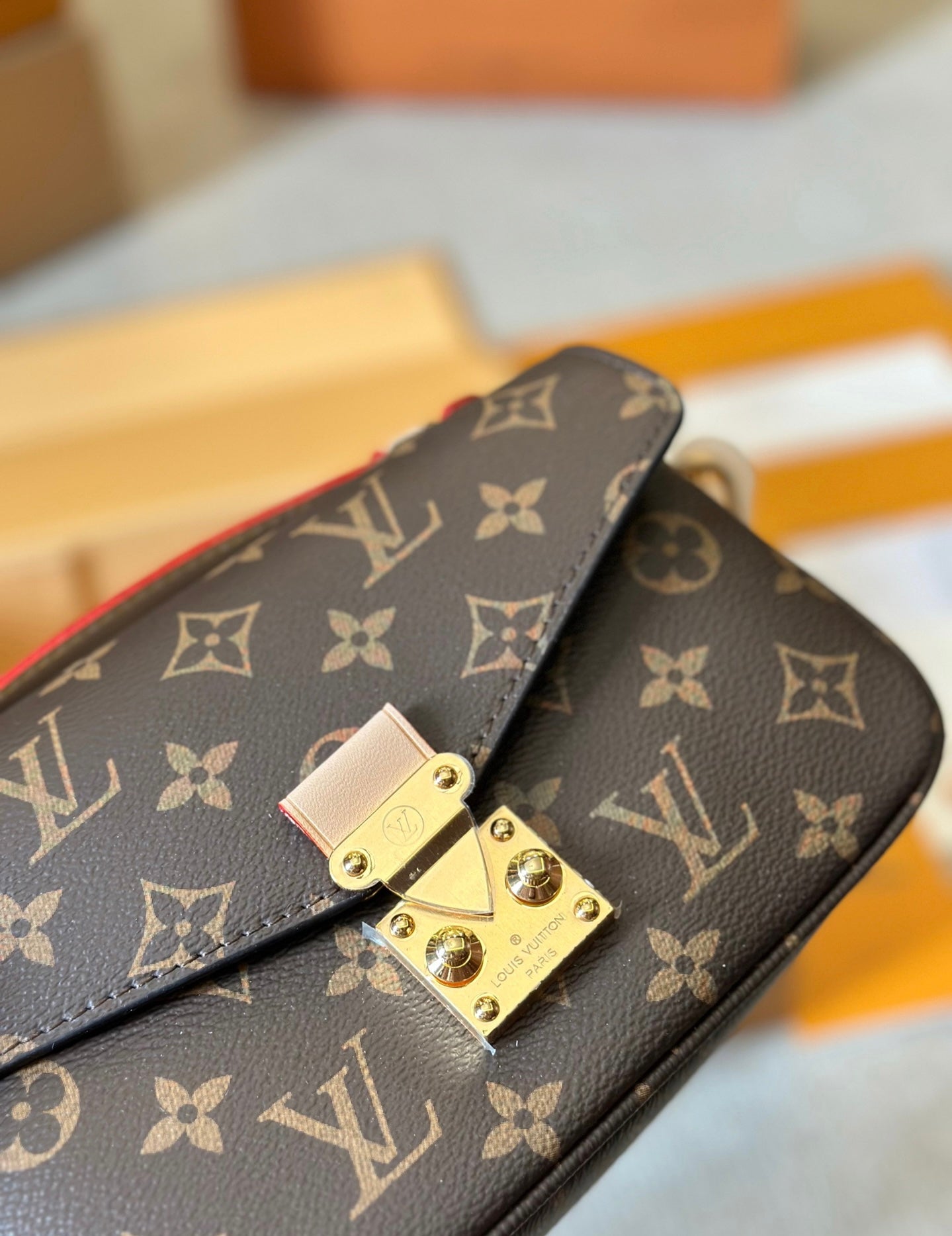 LV