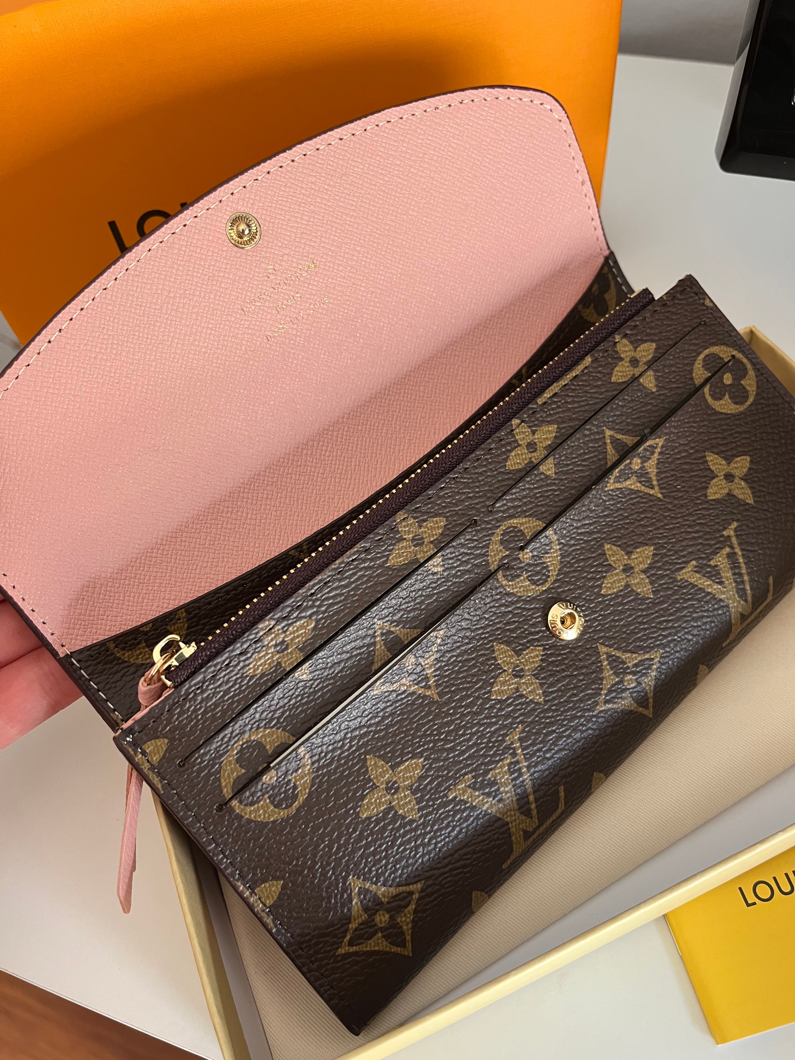 Billetera LV