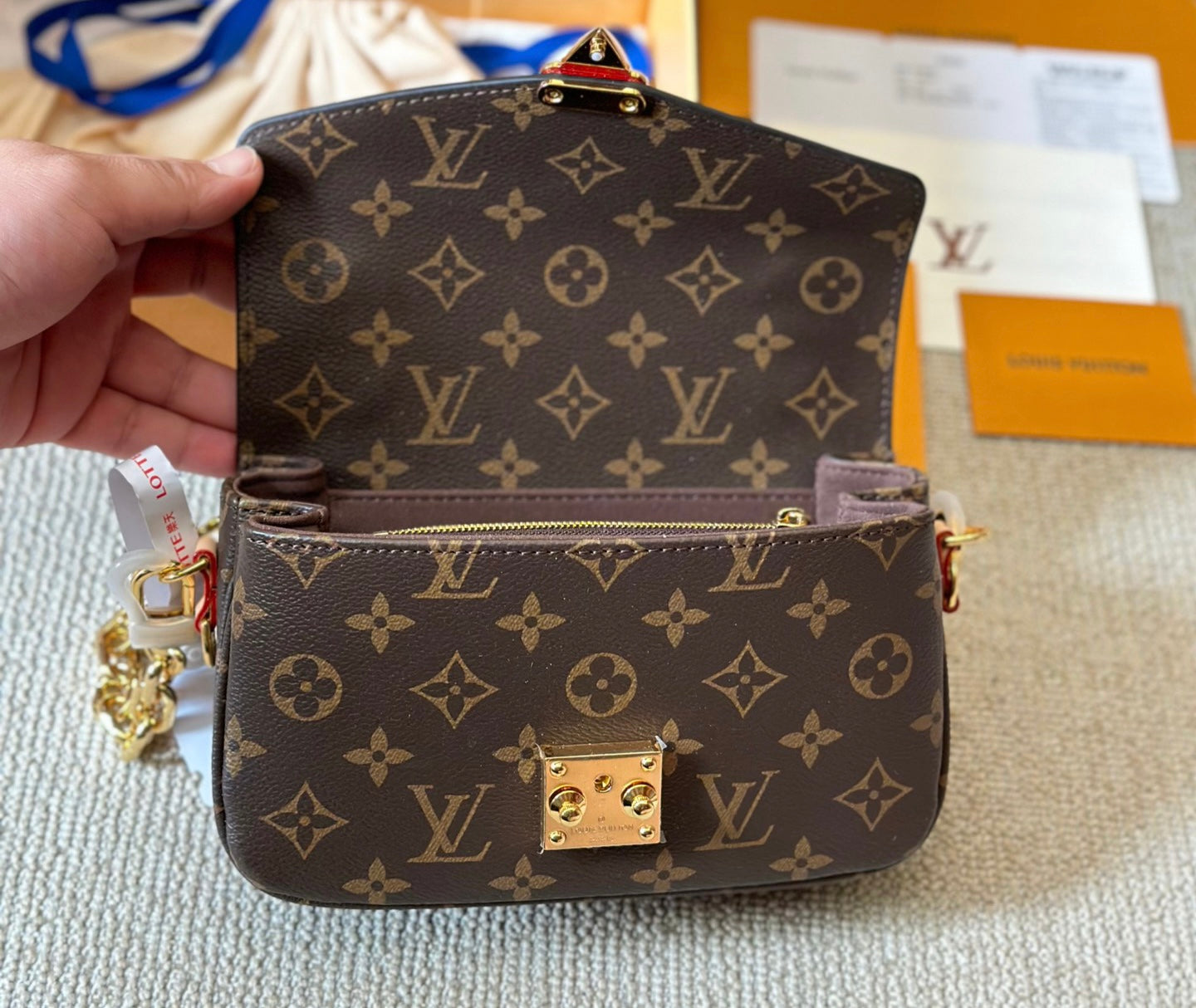LV